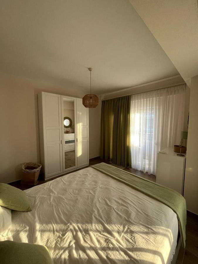 Blue Fish Luxury Villa Nikiti  Extérieur photo